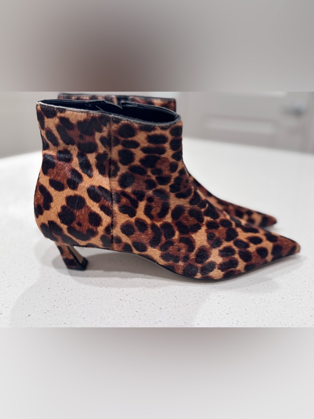 Gianni Bini Georgina Leopard Print Calf Hair Kitten Heel Booties Size 6M - Picture 3 of 13